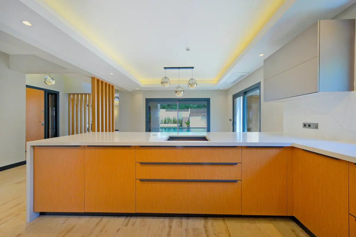 Fitted kitchen